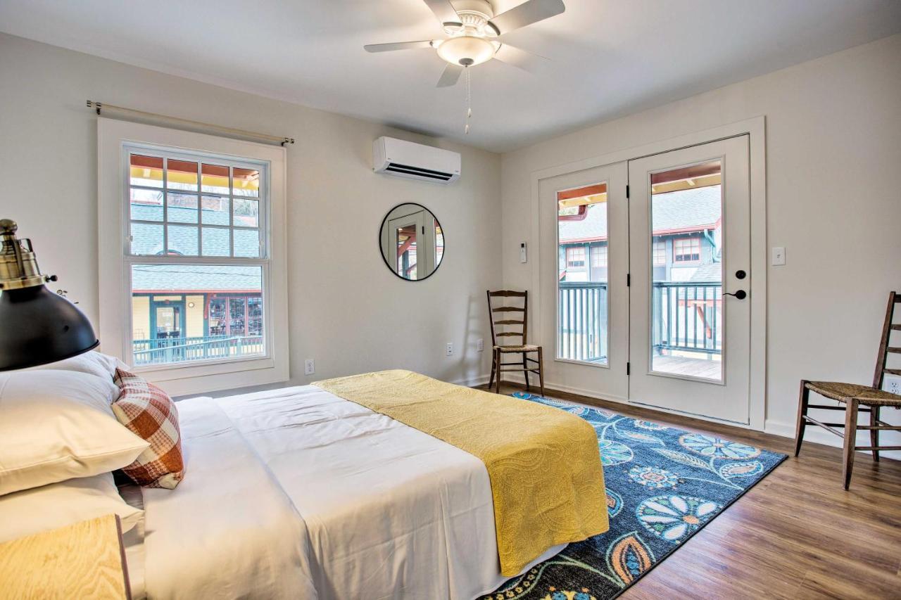 Newly Remodeled Apartment On Main Street In Saluda Екстериор снимка
